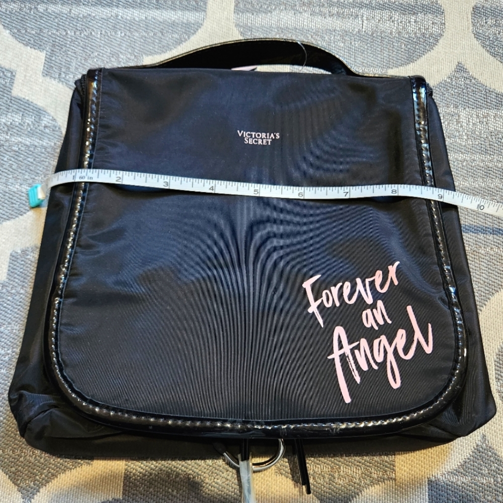 Victoria’s Secret 3 piece hanging toiletry Set Black
